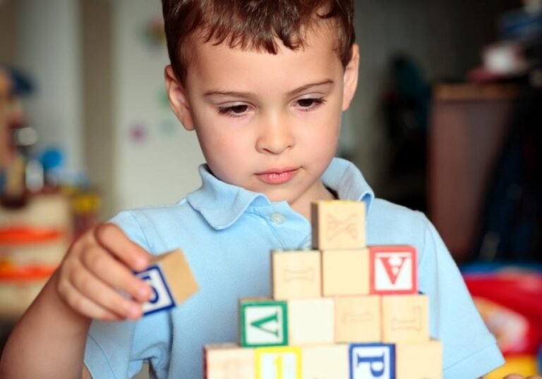 Atividades para crianças autistas.